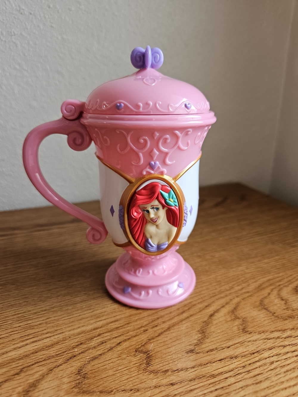 Disney Princess Ariel Pink Lidded Cup Handle Little Mermaid Plastic Mug
